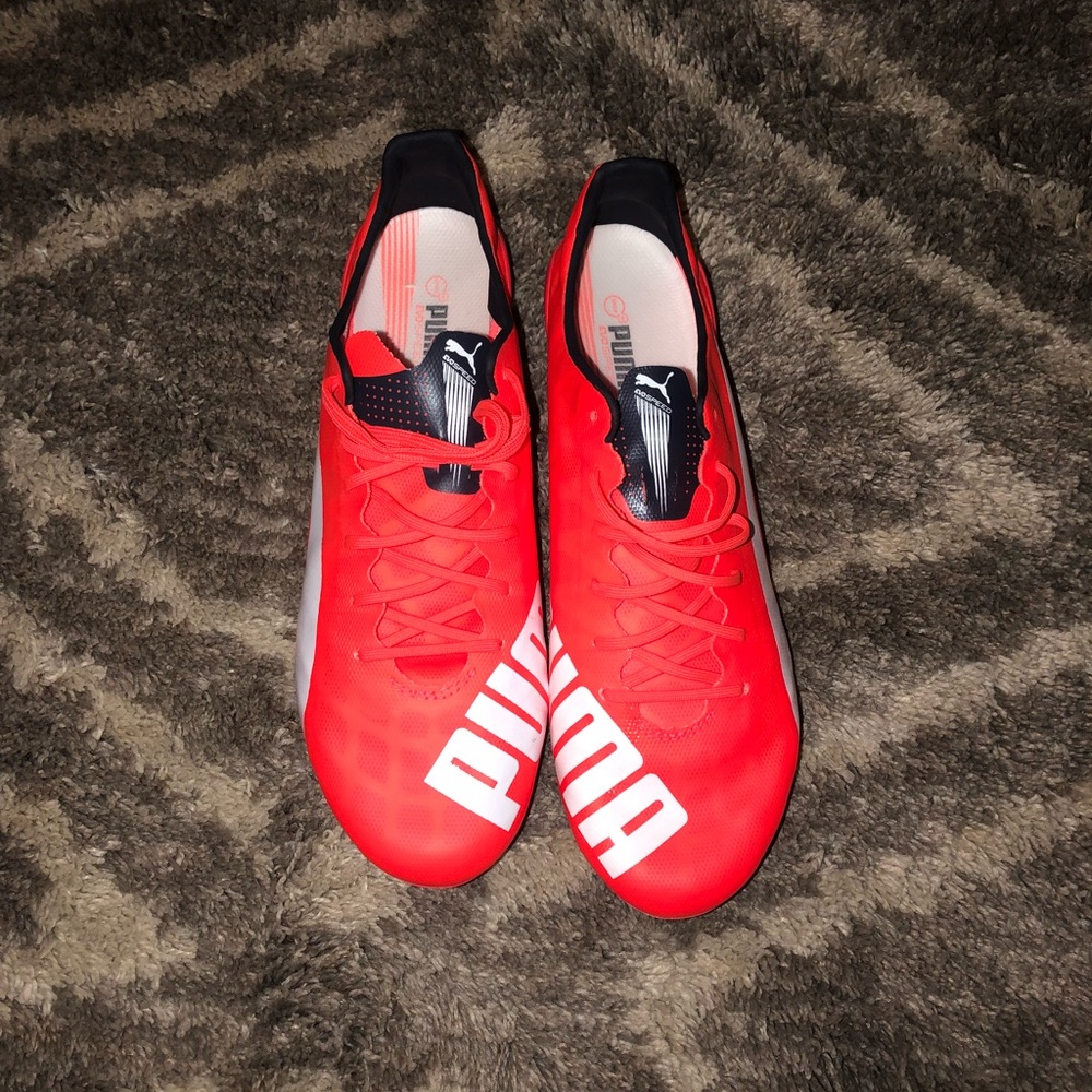 Puma evospeed soccer cleats (brand new) - Picture 2 of 3
